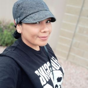 Meet your Posher, Jenne